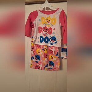 Nickelodeon Baby Shark Infant Girls Pajamas Sz 18 months Pink Sleepwear
